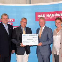 (7. Juni 2013) - Wir lassen keinen im Regen stehen -